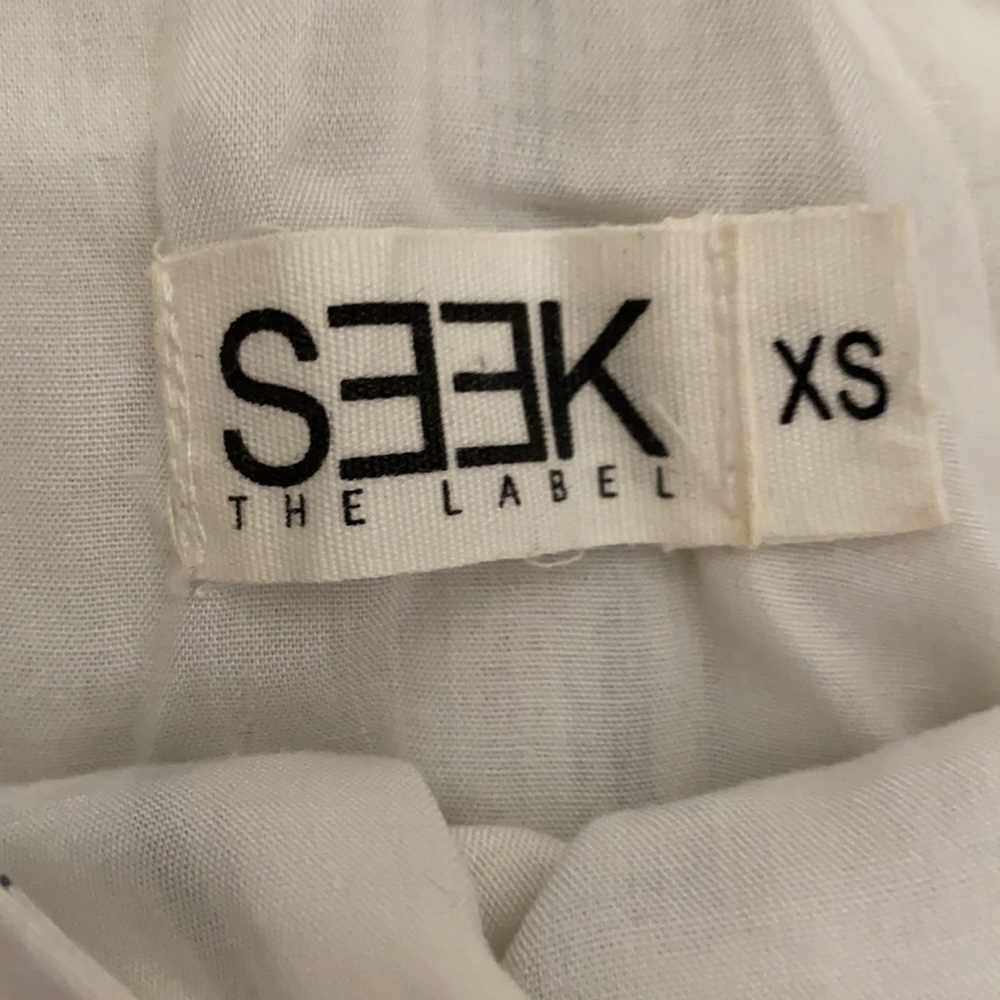 LF Seek the Label White with Black Stripes Wrap Dress - Picture 4 of 5